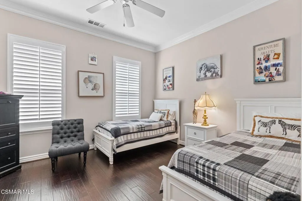 27003 Cliffie Way, Canyon Country, California 91387 home-pic-36